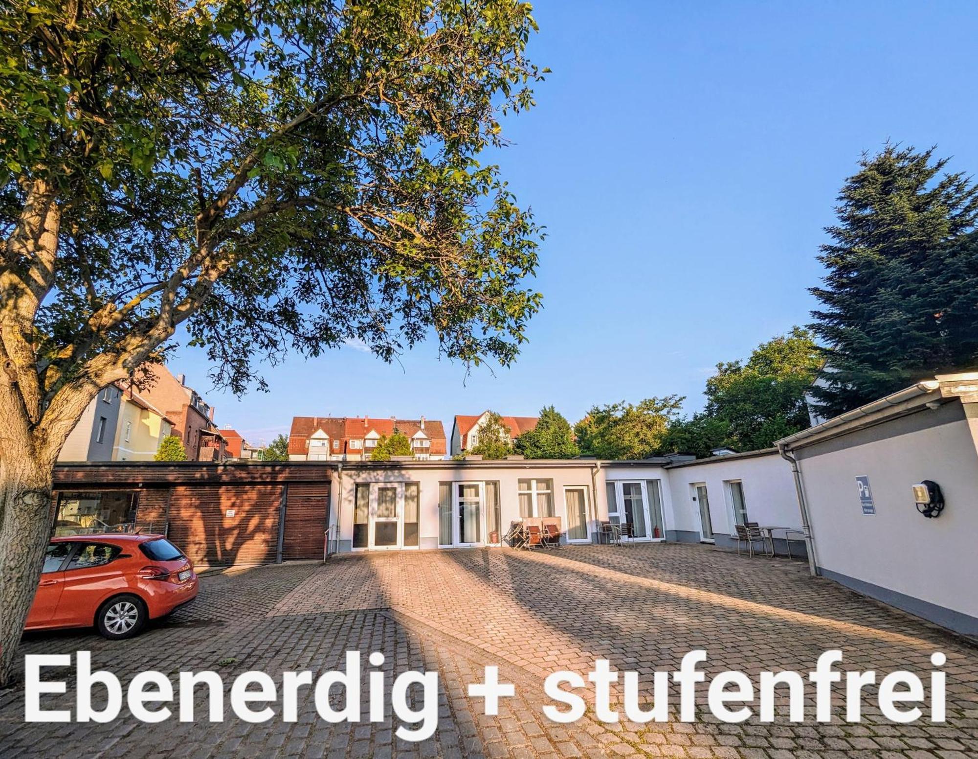 Fewo Urban Gotha-Apartment Friedenstein- Am Schlosspark- Parken An Der Der Tuer- Barrierefrei, 900 Meter Zum Bahnhof - Wallbox Exterior photo
